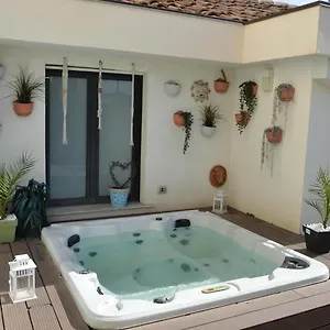 2* Alojamento de Acomodação e Pequeno-almoço Le 4 Leggende
